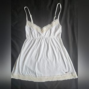 Vintage early 2000s white Hollister babydoll tank top
